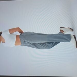 High-Rise Straight Leg Pants in Light Gray